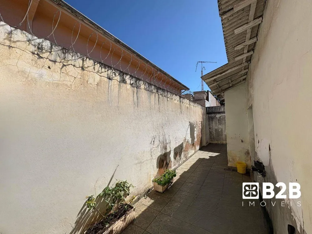 Casa, 3 quartos, 187 m² - Foto 2