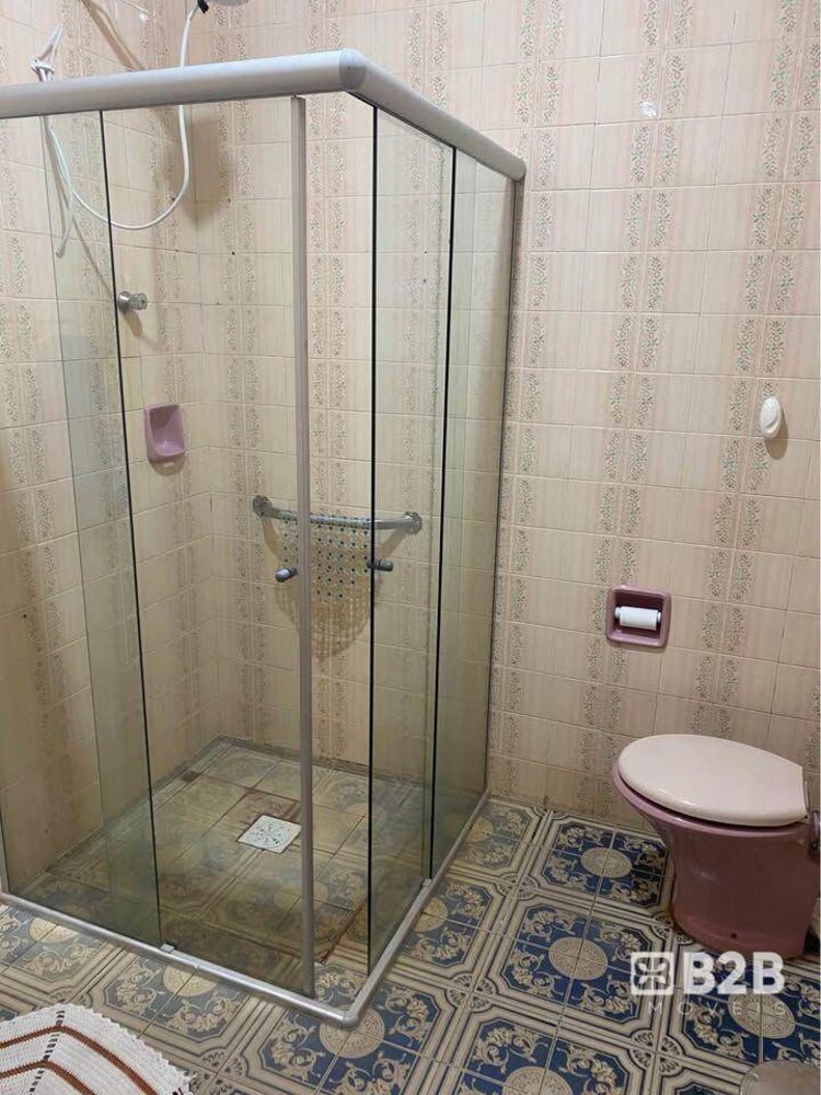 Casa à venda com 4 quartos, 200m² - Foto 6