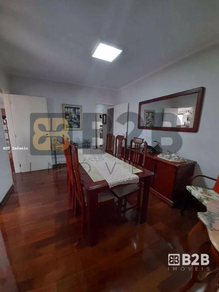 Apartamento, 3 quartos, 210 m² - Foto 2
