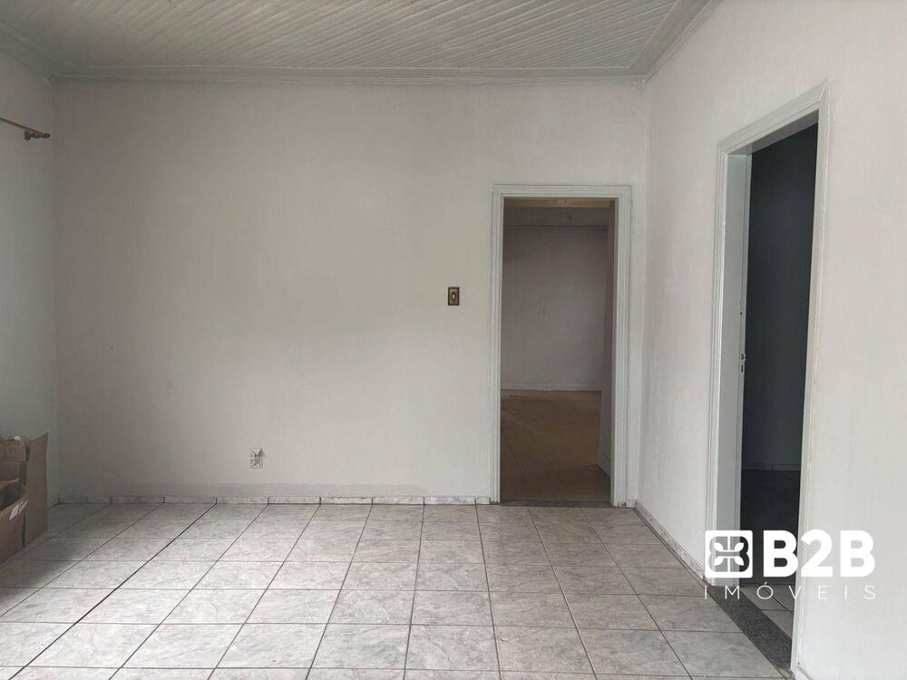 Casa para alugar com 5 quartos, 290m² - Foto 10