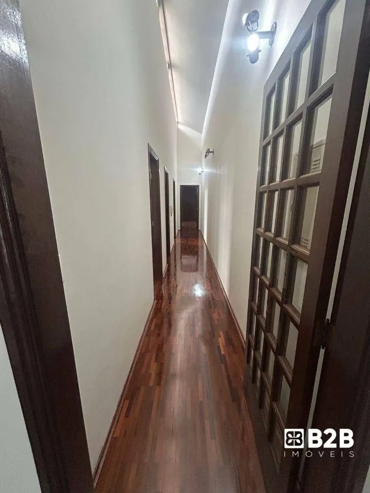 Casa, 4 quartos, 308 m² - Foto 3