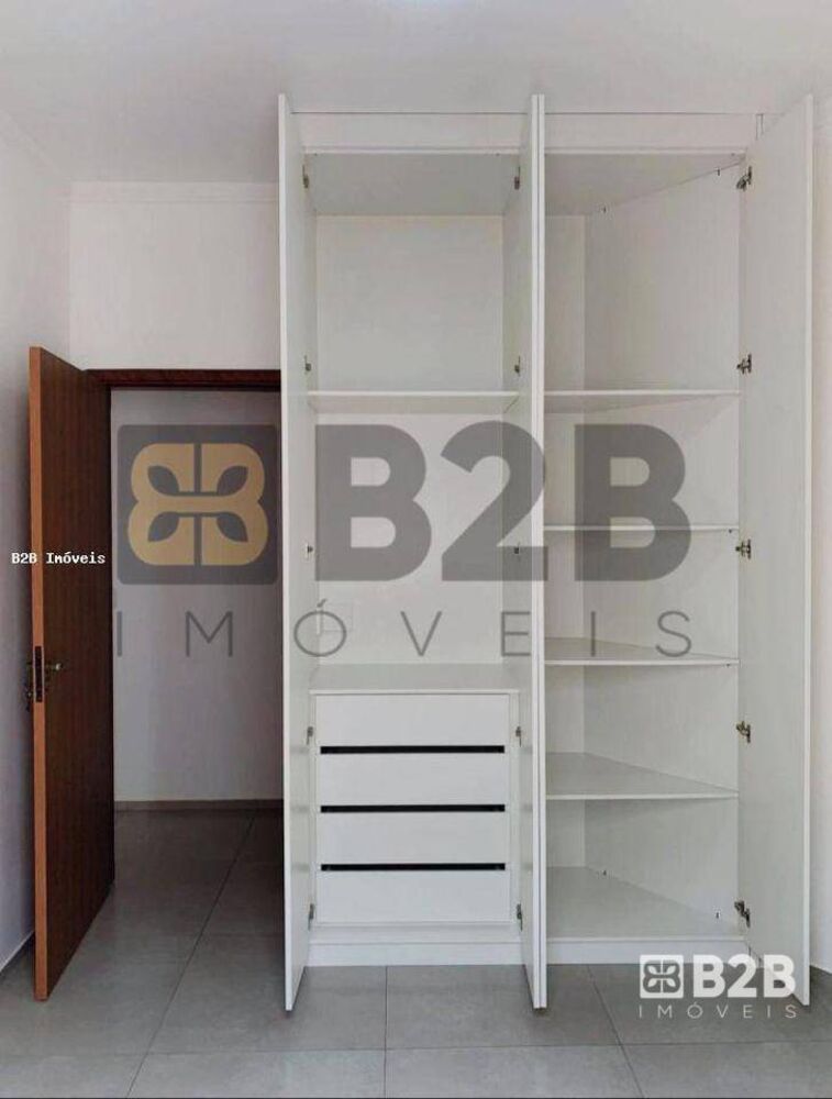 Casa à venda com 3 quartos, 118m² - Foto 11