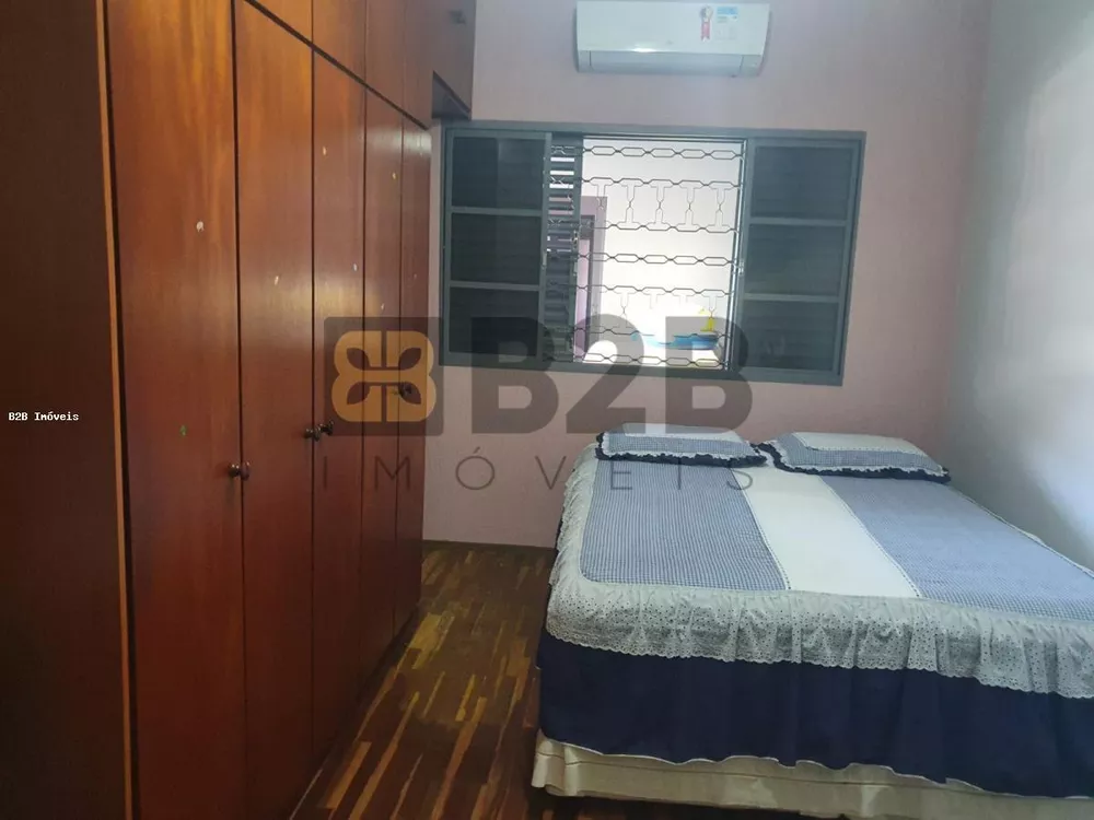 Casa à venda com 3 quartos, 181m² - Foto 7