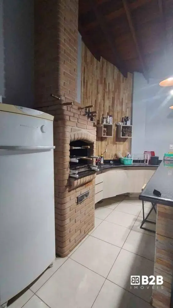 Casa, 4 quartos, 172 m² - Foto 4