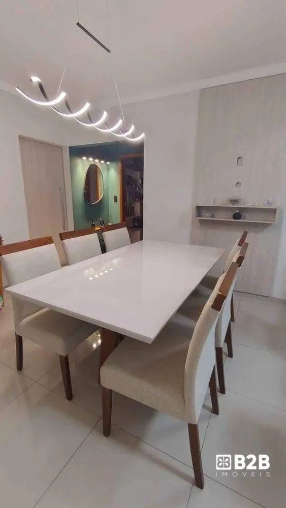 Casa, 4 quartos, 172 m² - Foto 3