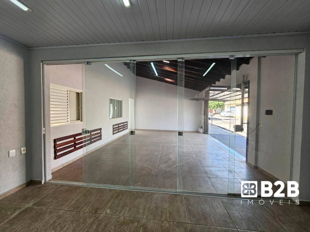 Casa, 3 quartos, 170 m² - Foto 2