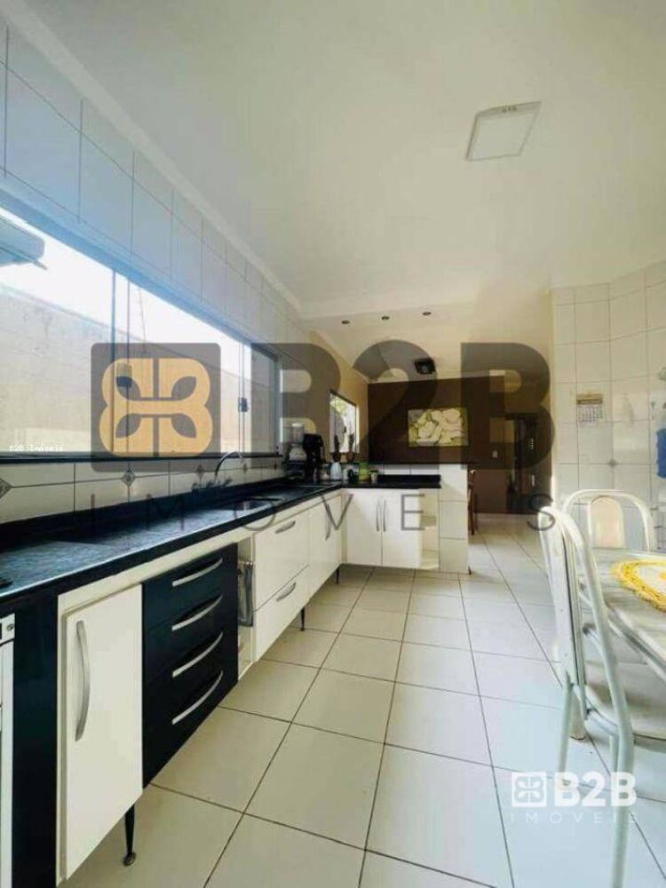 Casa, 4 quartos, 278 m² - Foto 5