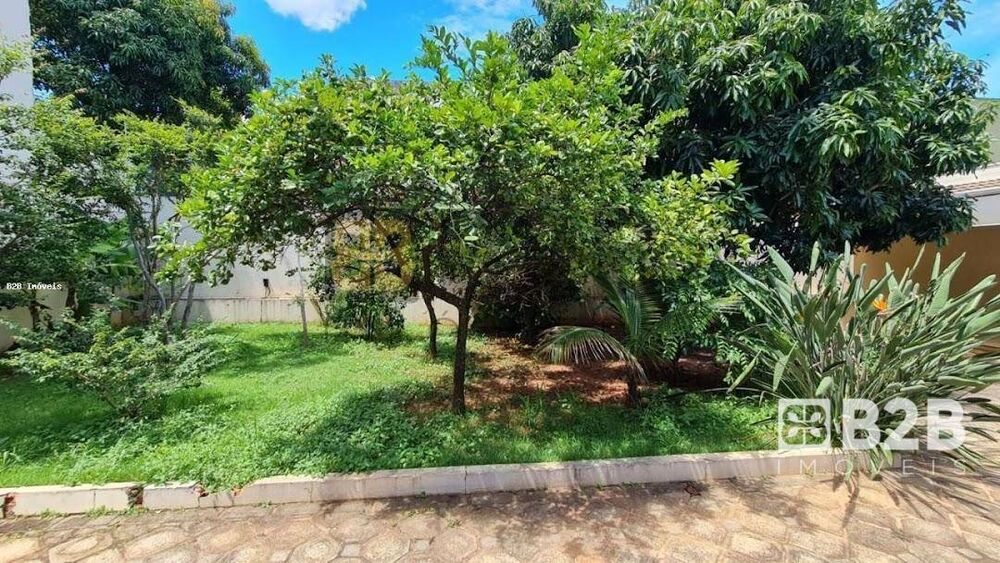 Casa à venda com 3 quartos, 270m² - Foto 8