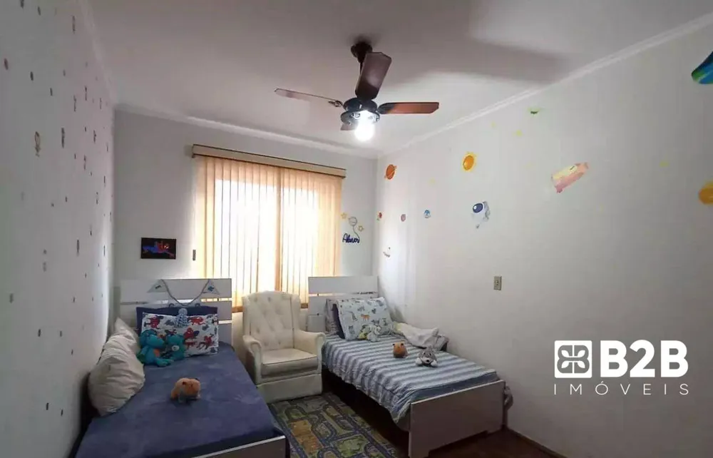 Casa, 3 quartos, 196 m² - Foto 13