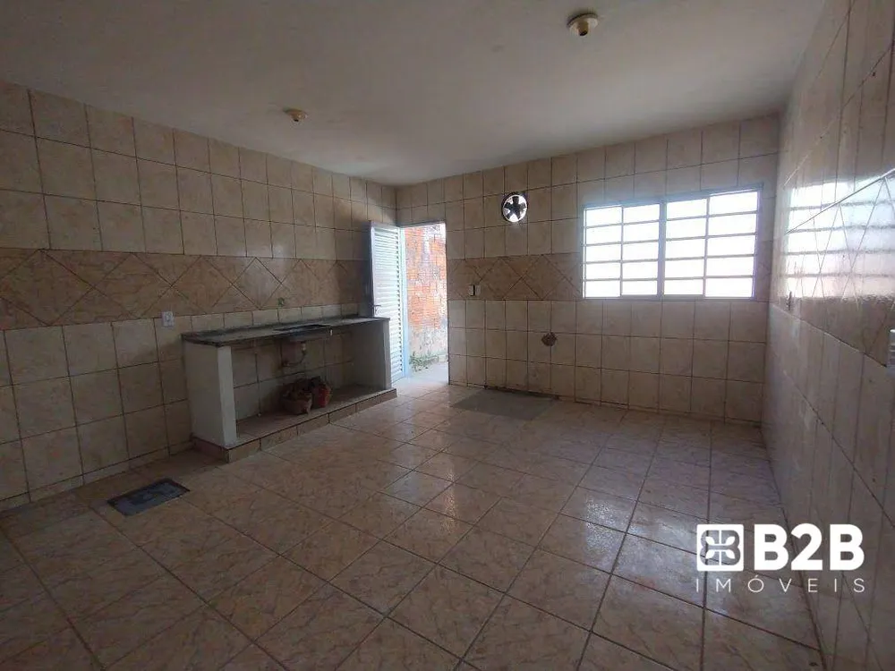Casa, 3 quartos, 190 m² - Foto 1