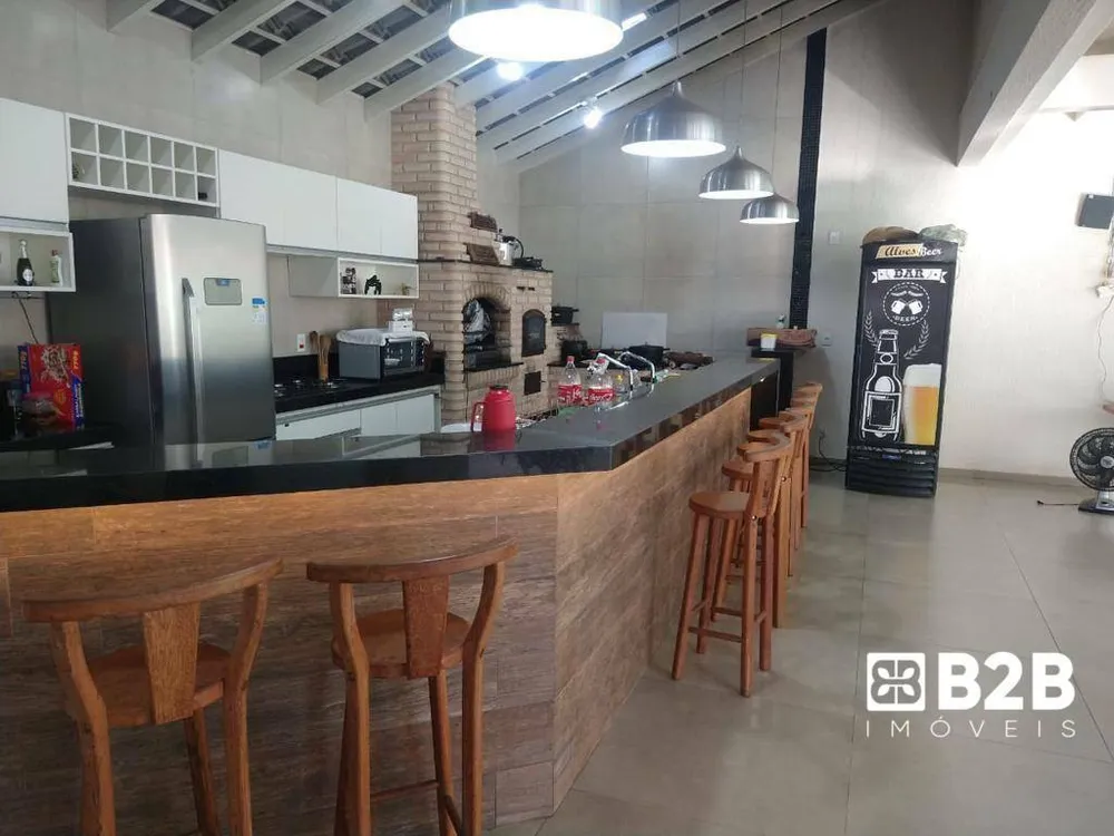 Casa, 3 quartos, 330 m² - Foto 7