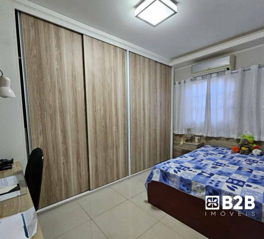 Casa, 3 quartos, 214 m² - Foto 11