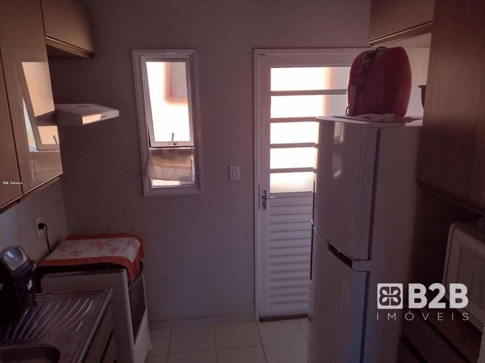 Casa, 2 quartos, 47 m² - Foto 1