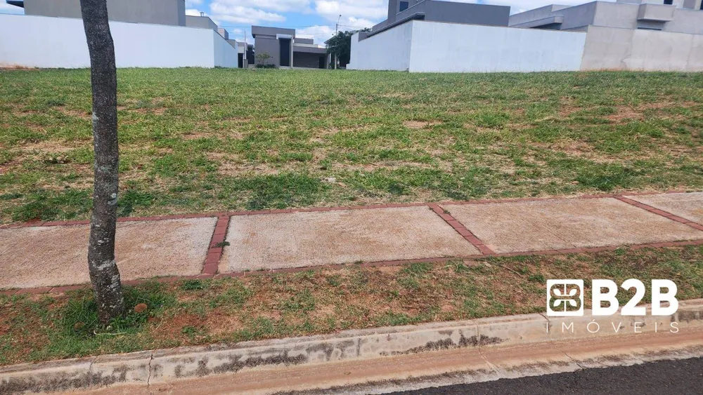 Loteamento e Condomínio, 420 m² - Foto 1