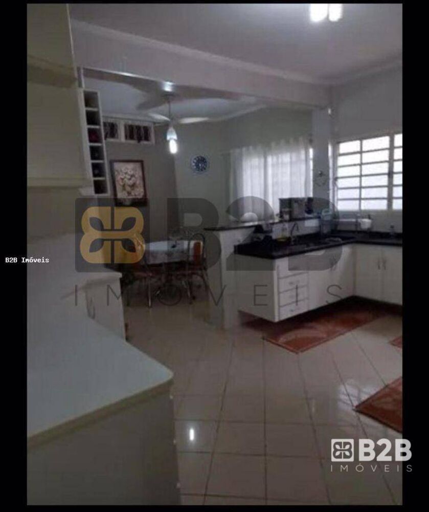 Casa, 3 quartos, 196 m² - Foto 3