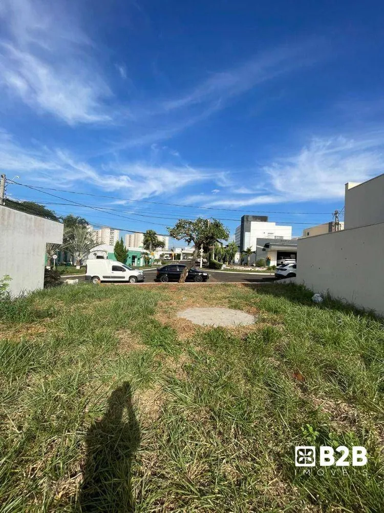 Loteamento e Condomínio, 360 m² - Foto 1