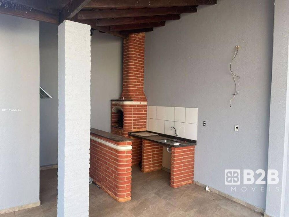 Casa, 2 quartos, 200 m² - Foto 1