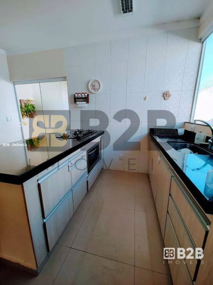 Casa, 3 quartos, 225 m² - Foto 14