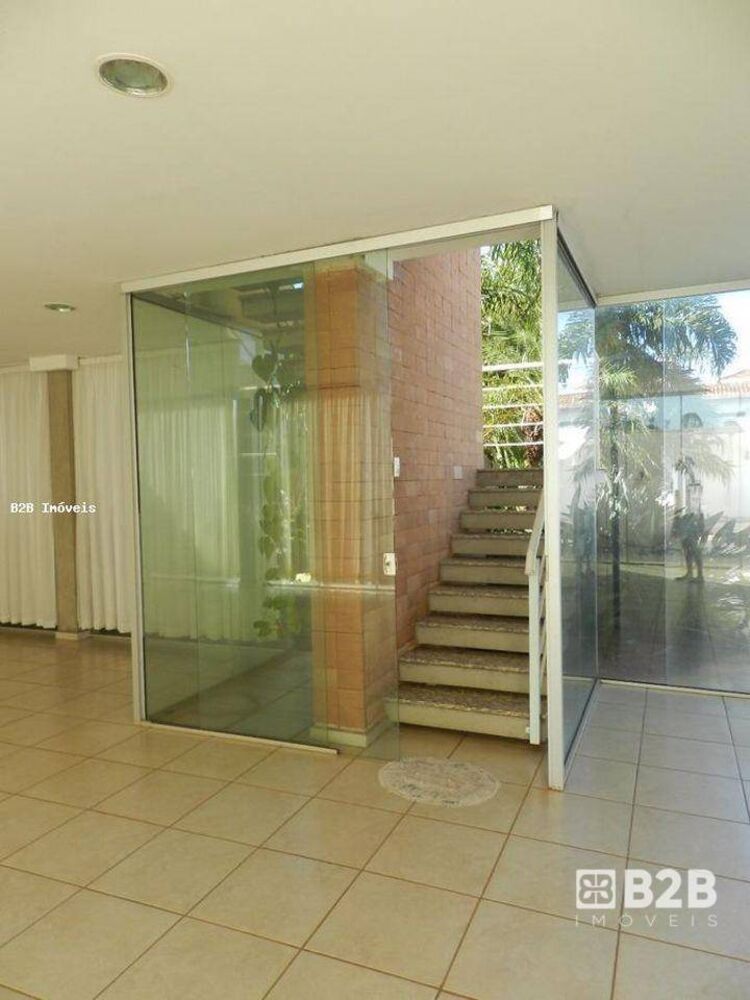 Casa à venda com 3 quartos, 344m² - Foto 5