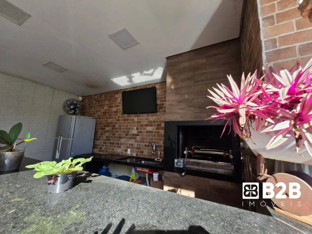 Casa, 3 quartos, 180 m² - Foto 1