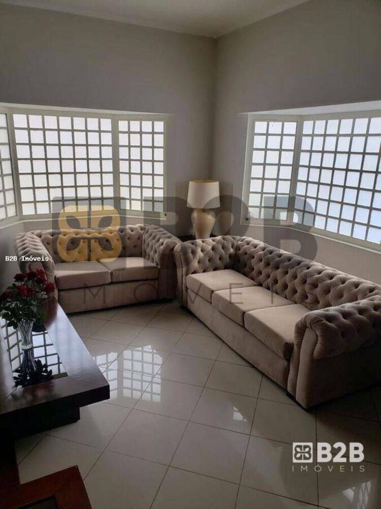 Casa, 4 quartos, 300 m² - Foto 1