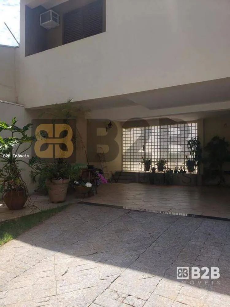 Casa, 4 quartos, 300 m² - Foto 1