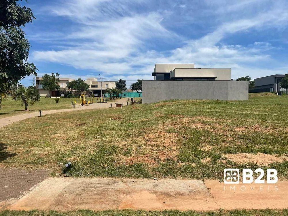 Loteamento e Condomínio, 400 m² - Foto 1