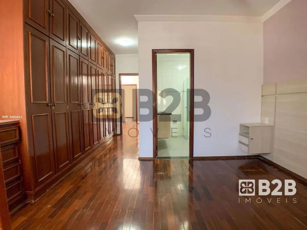 Casa, 3 quartos, 300 m² - Foto 7