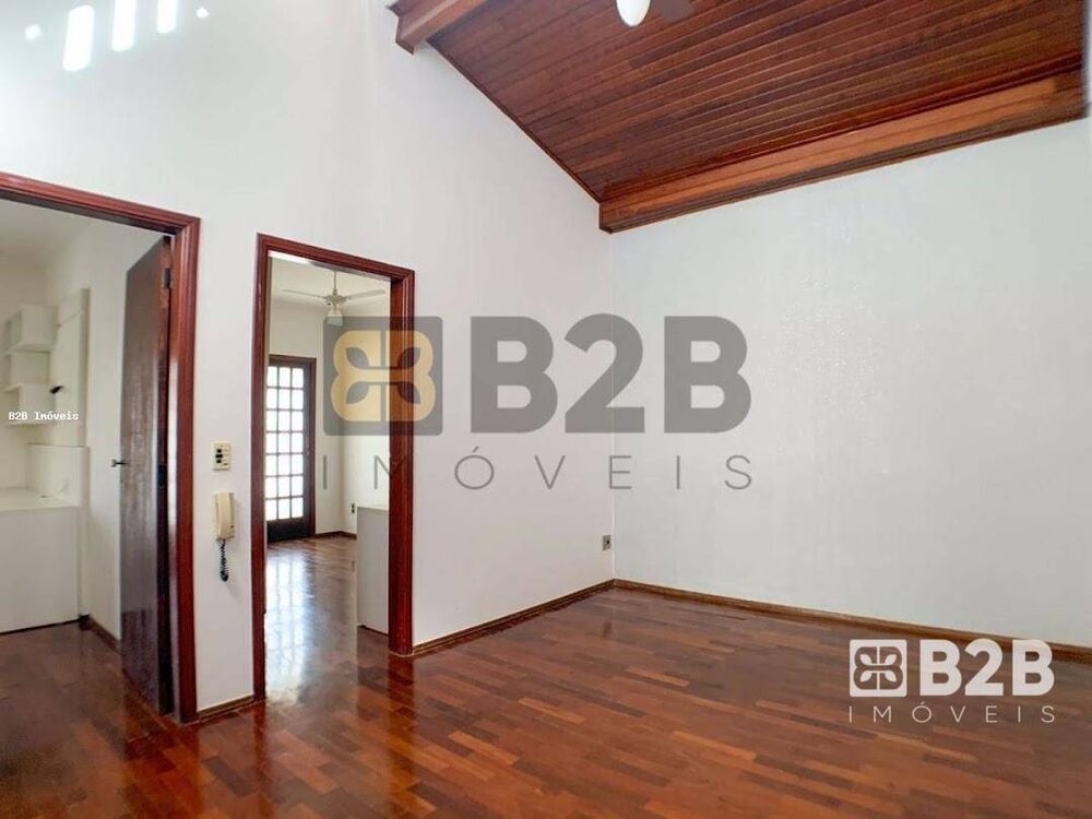 Casa, 3 quartos, 300 m² - Foto 3