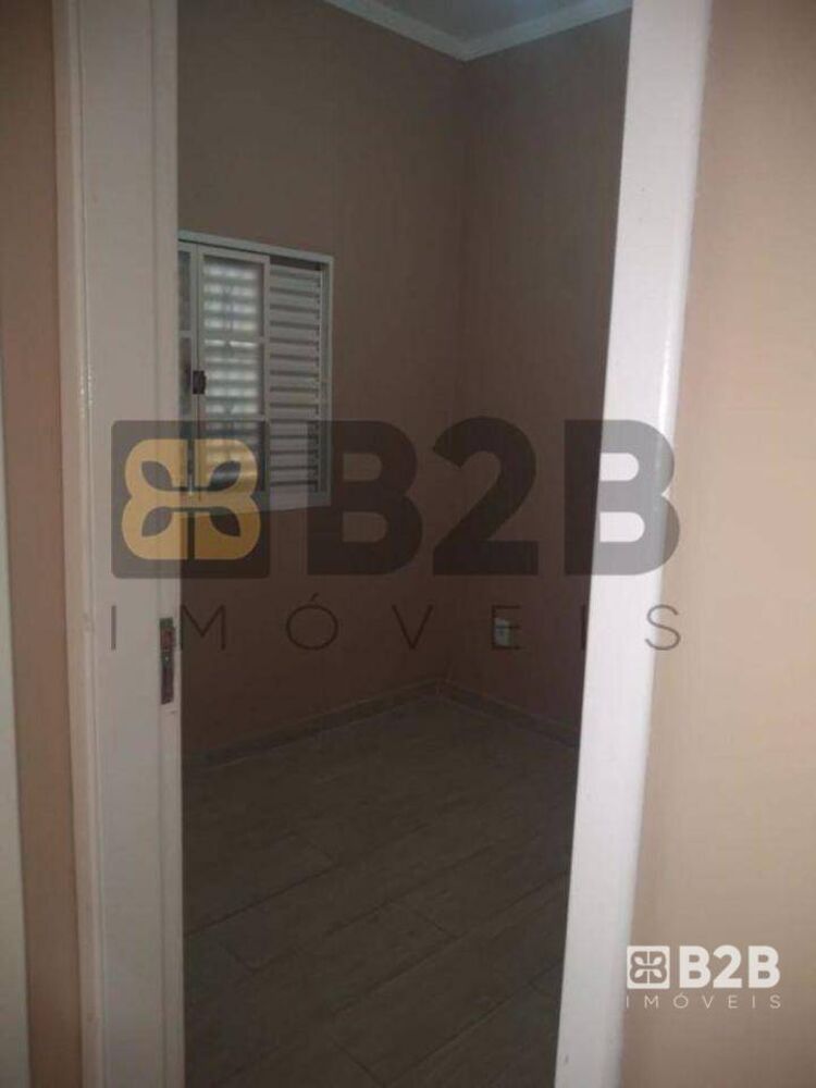 Casa à venda com 2 quartos, 72m² - Foto 6