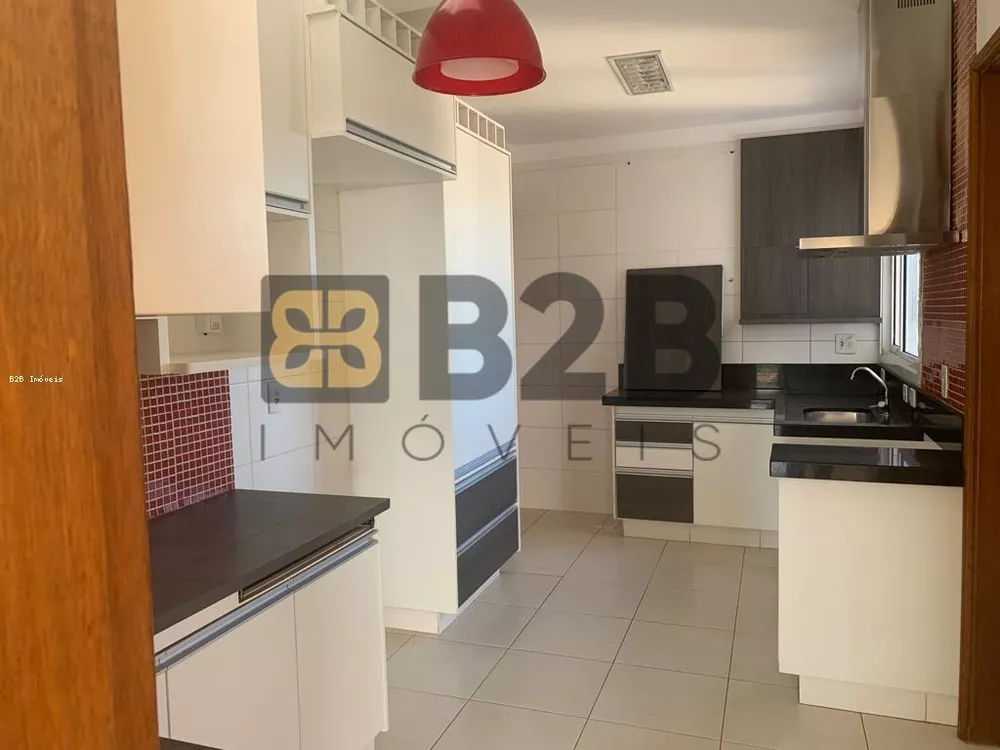 Apartamento à venda com 3 quartos, 145m² - Foto 2