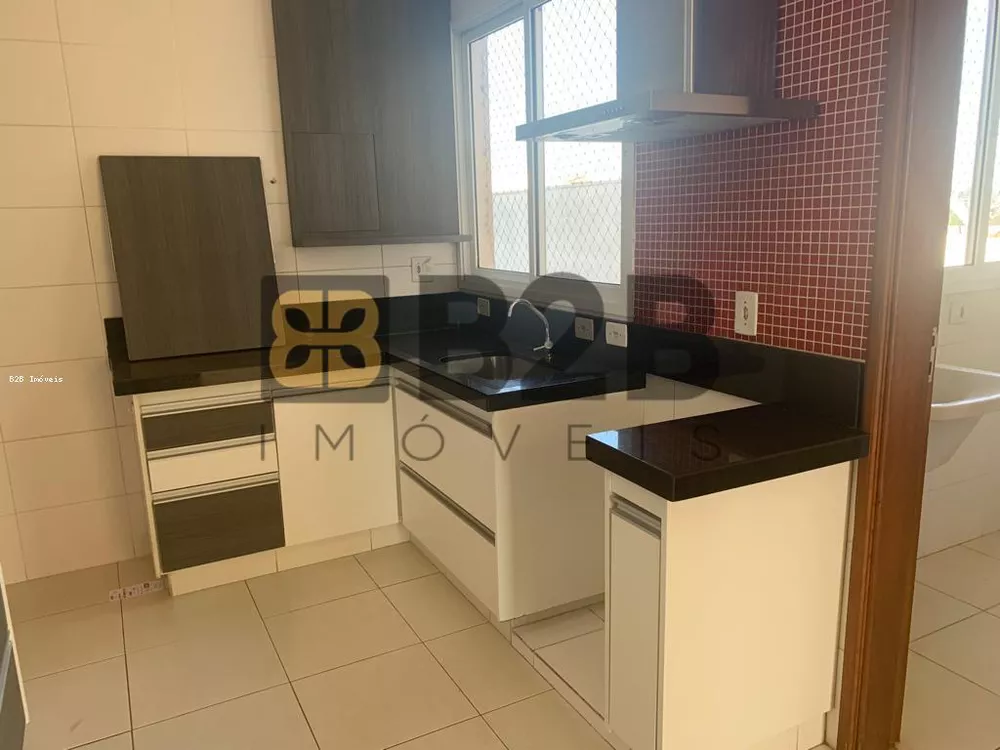 Apartamento à venda com 3 quartos, 145m² - Foto 4