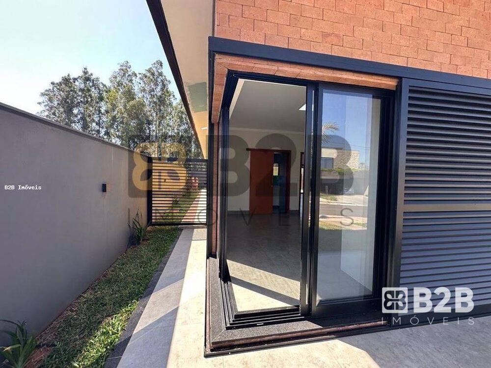 Casa de Condomínio à venda com 2 quartos, 157m² - Foto 4