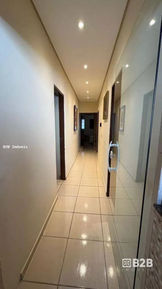 Casa, 5 quartos, 193 m² - Foto 9