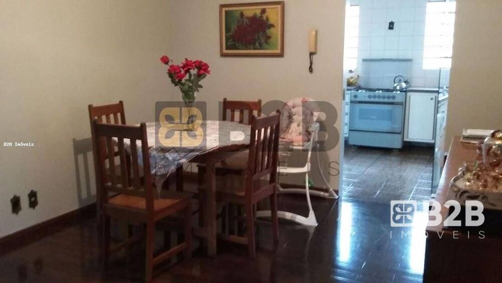 Casa, 3 quartos, 300 m² - Foto 4