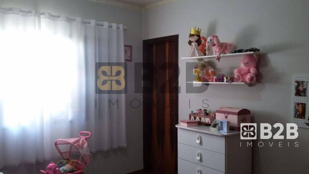 Casa, 3 quartos, 300 m² - Foto 2