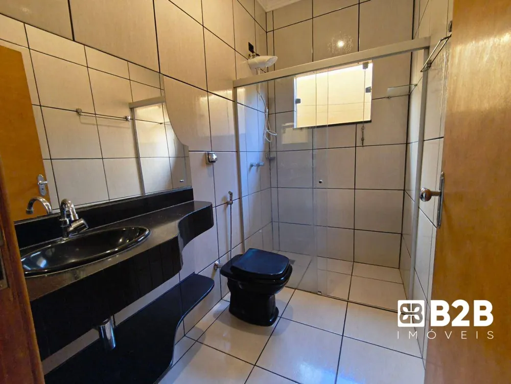 Casa, 3 quartos, 196 m² - Foto 1