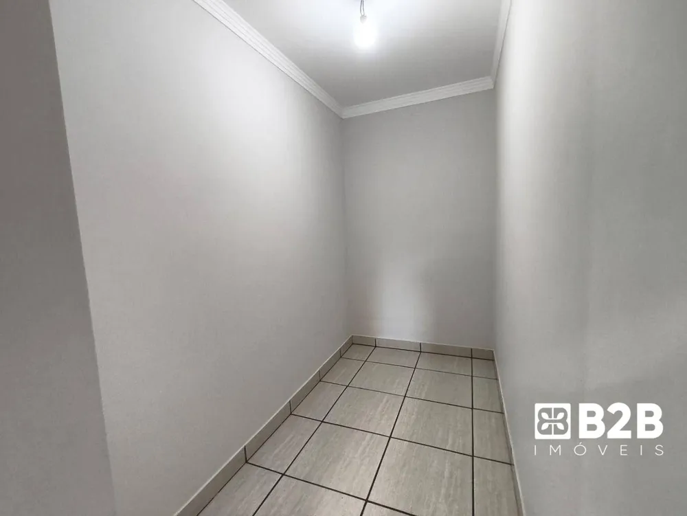 Casa, 3 quartos, 196 m² - Foto 4