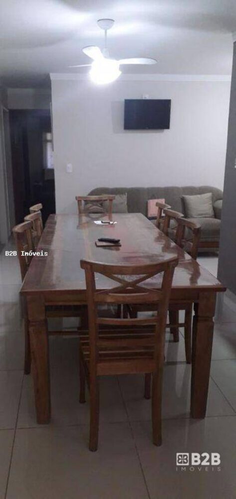 Casa, 2 quartos, 173 m² - Foto 1