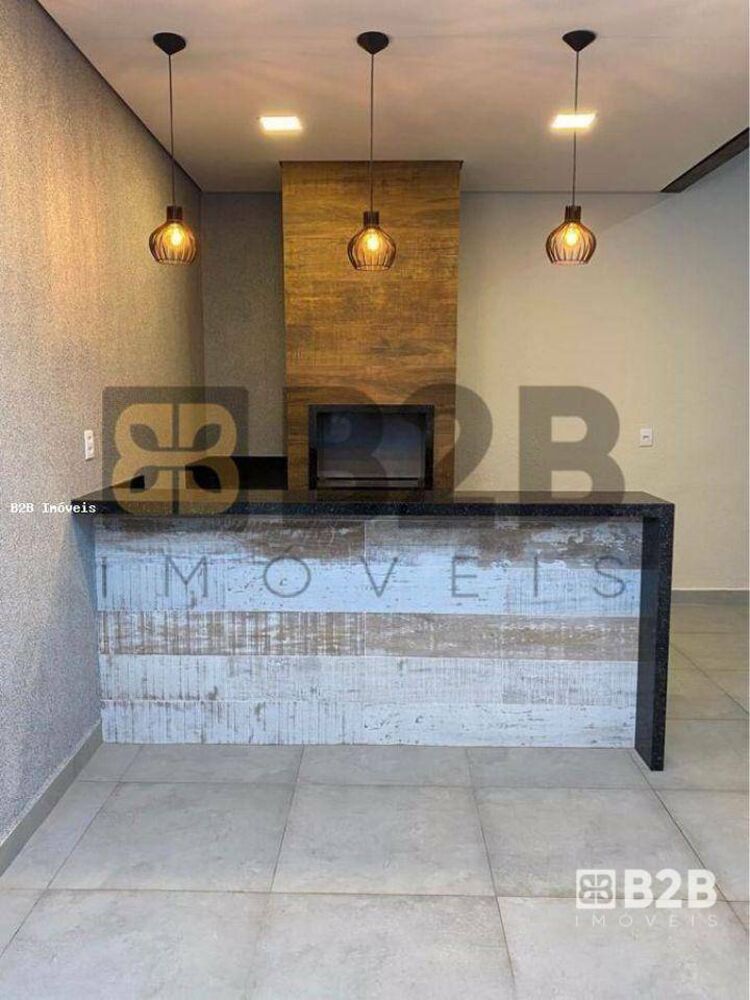Casa à venda com 3 quartos, 180m² - Foto 8