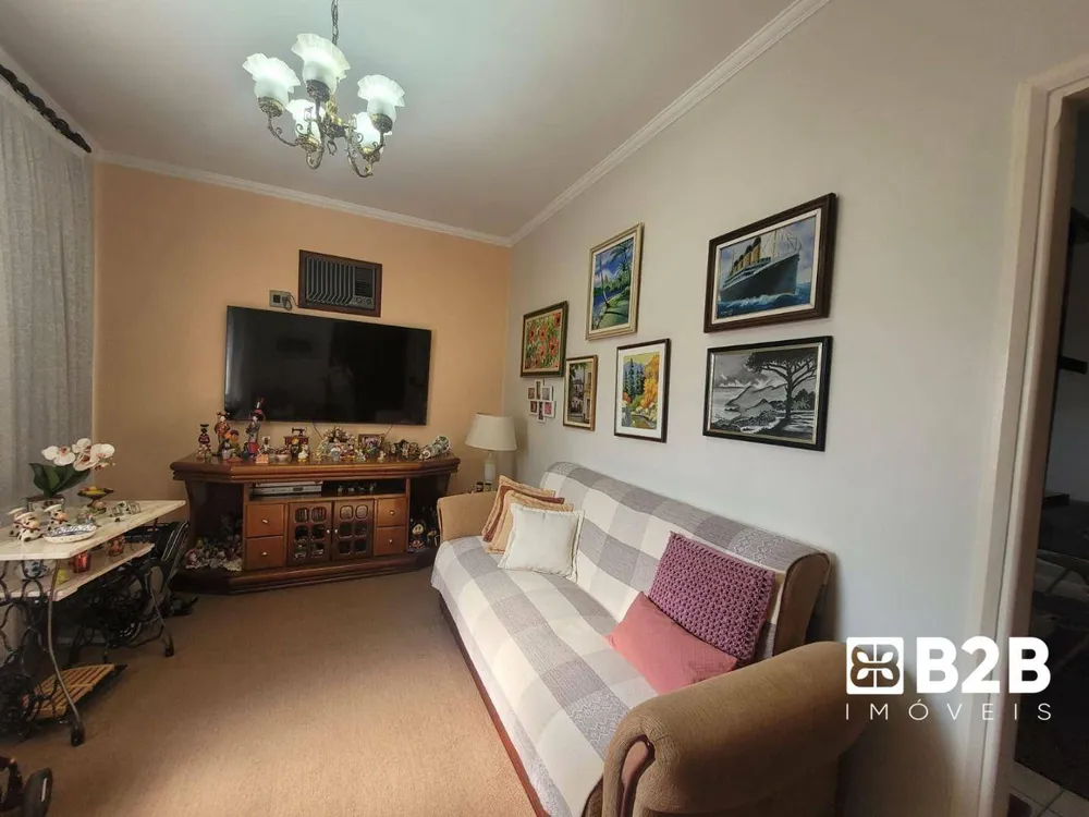 Casa, 3 quartos, 226 m² - Foto 3