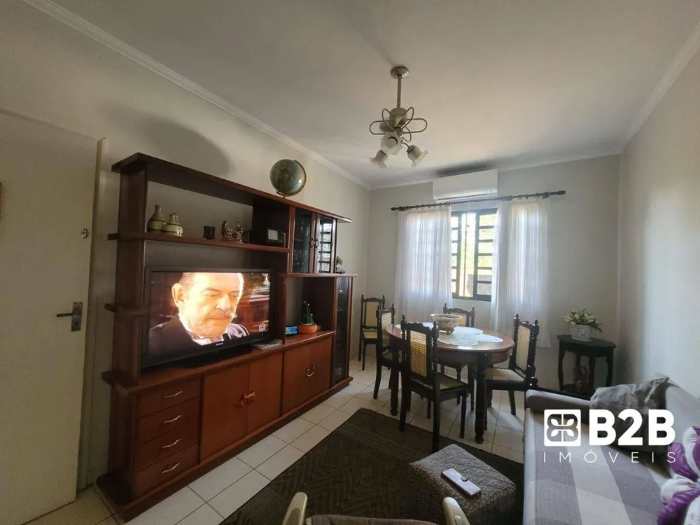 Casa, 3 quartos, 226 m² - Foto 1