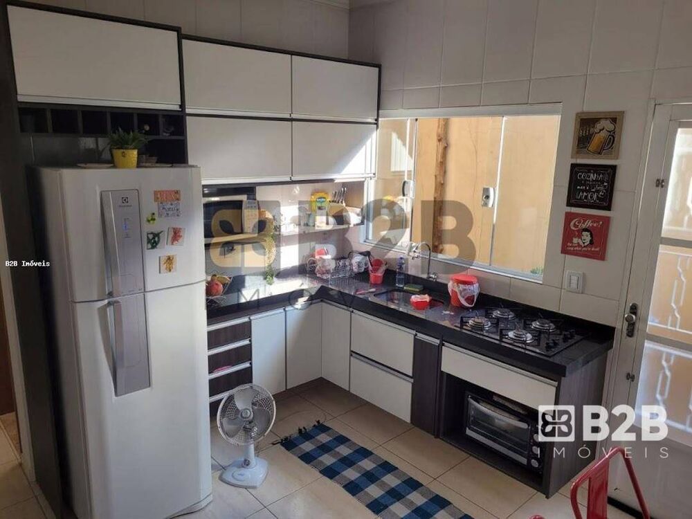 Casa, 2 quartos, 100 m² - Foto 1