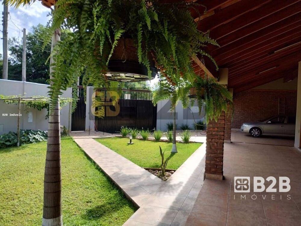 Casa à venda com 3 quartos, 400m² - Foto 3