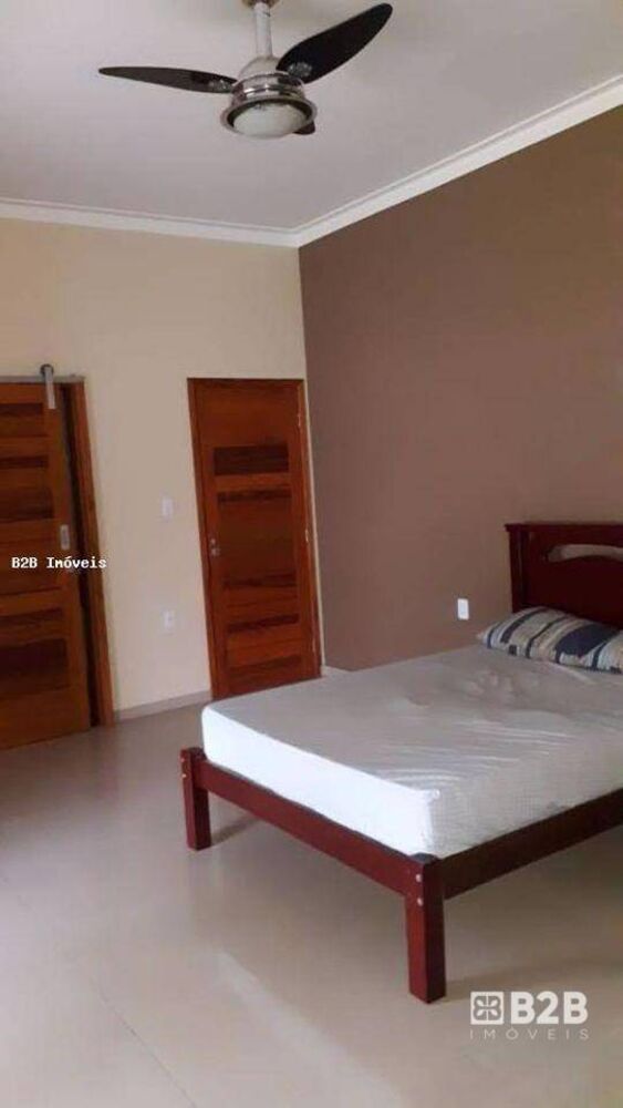Casa à venda com 3 quartos, 400m² - Foto 23