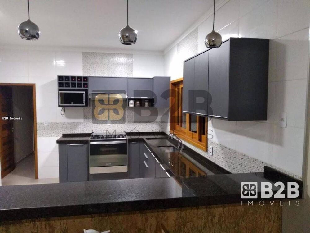Casa à venda com 3 quartos, 400m² - Foto 13