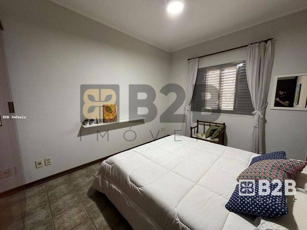Chácara à venda com 3 quartos, 325m² - Foto 3