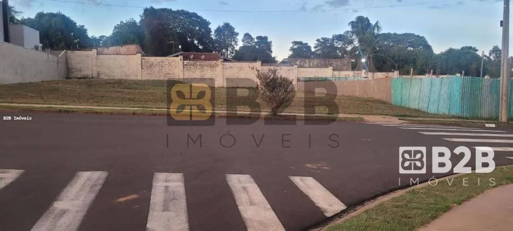 Loteamento e Condomínio, 370 m² - Foto 1
