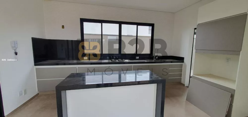 Casa de Condomínio à venda com 3 quartos, 182m² - Foto 1