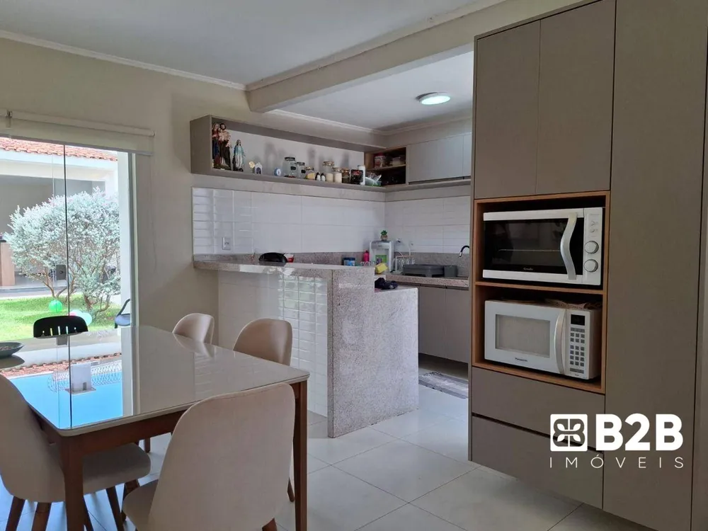 Casa, 4 quartos, 230 m² - Foto 5
